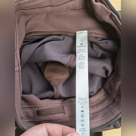Lululemon Invigorate High-Rise Tight 25" Heritage 365 Camo Brown Earth size 2 - Picture 11 of 12
